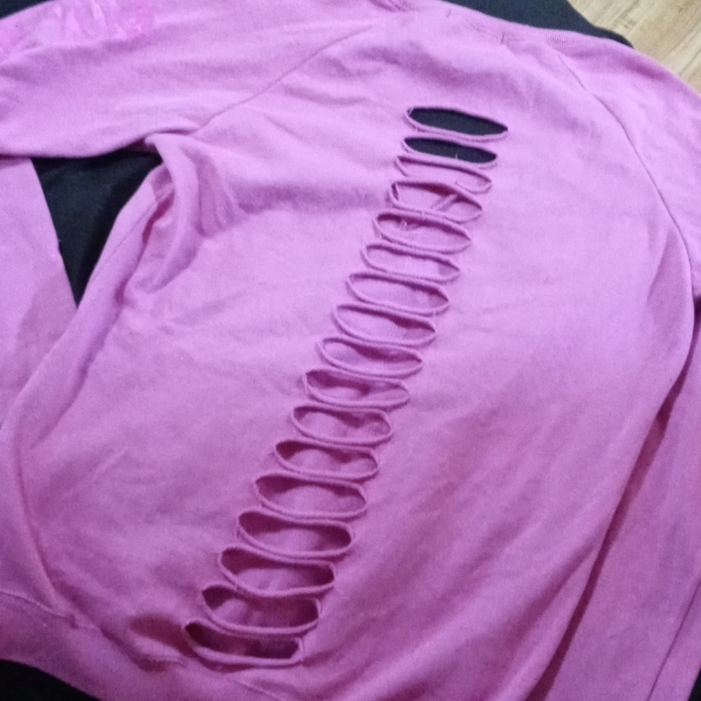 Sweater - Picture 3 of 3